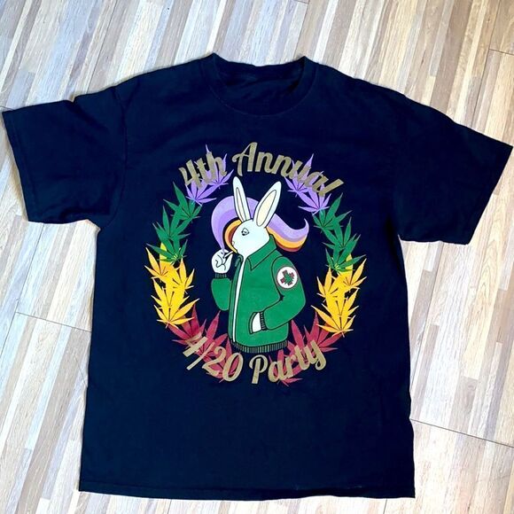 Men’s Rastafarian 4/20 event t shirt men’s M captain jack leaf plant Mary j puff - Picture 5 of 8